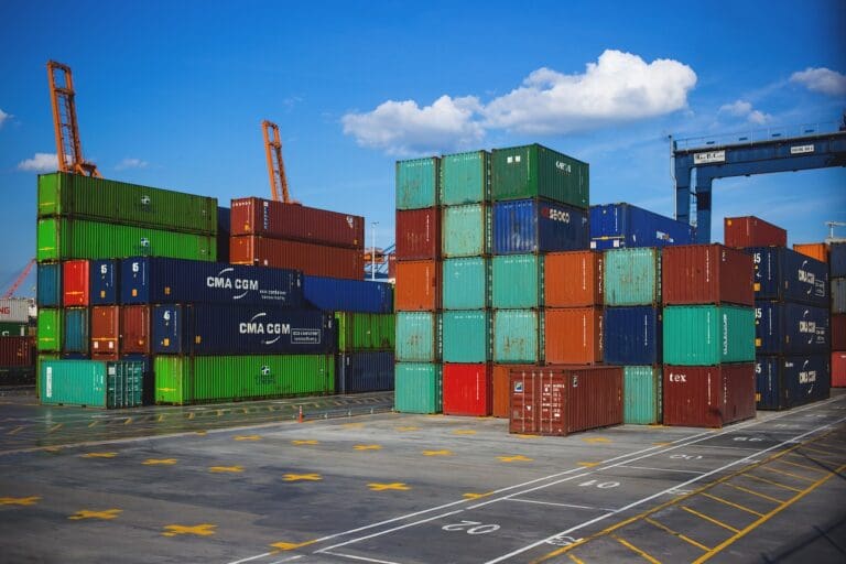 The Hidden Risks of Working with a Distributor in China – And a Smarter Alternative