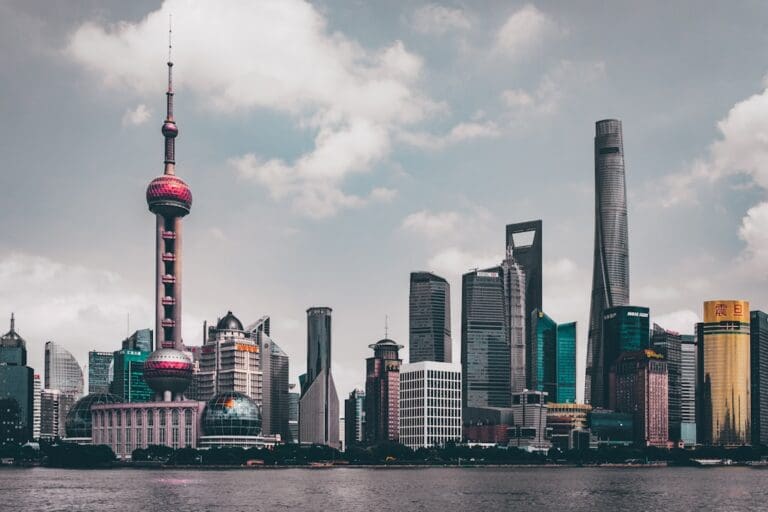 Navigating the Chinese E-commerce Landscape: A Guide for Western Brands